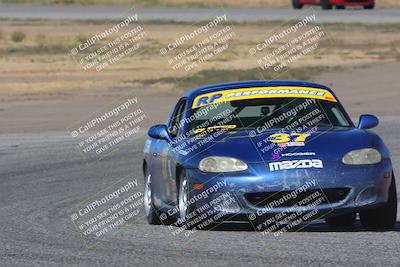 media/Oct-15-2023-CalClub SCCA (Sun) [[64237f672e]]/Group 4/Race/